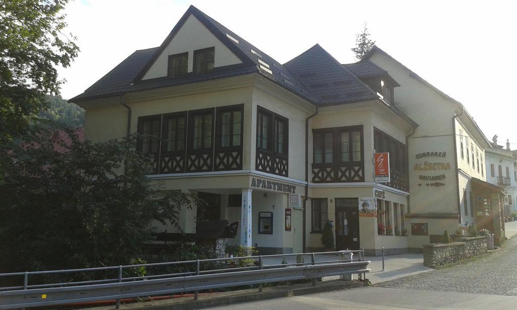 Hotel Urban Center Oravsky Podzamok Exterior foto